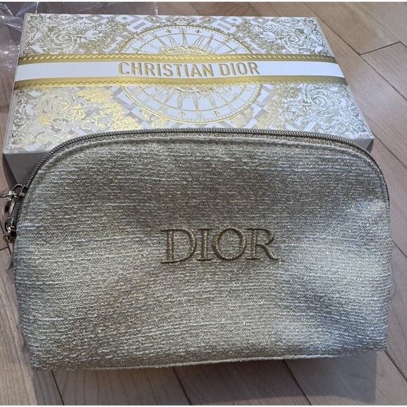 Dior 2024 Holiday Limited Edition Gold Logo Pouch With Gold Star Charm W Box - Picture 1 of 4